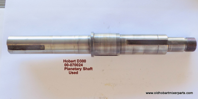 Hobart D300 00-070024 Planetary Shaft used All New Keys Are added Not Shown